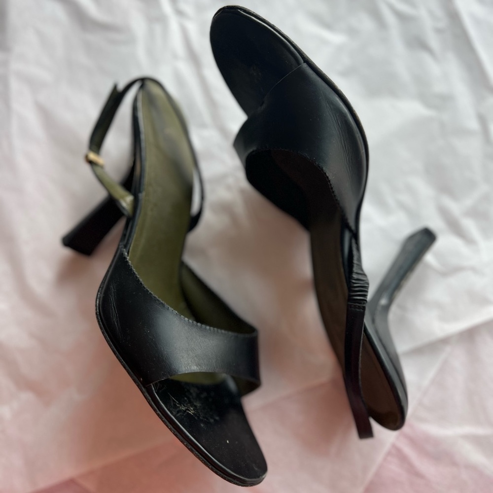 VTG 90s GUCCI slingback sandals sz 8 black leather scalloped edge 4.25in heel - Picture 5 of 16